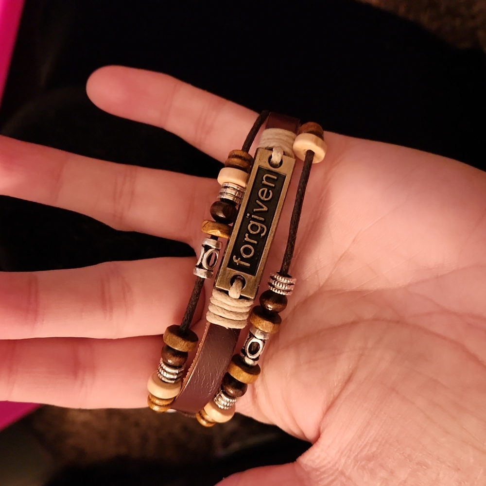 5/$12 Jewelry Forgiven Clasp Bracelet